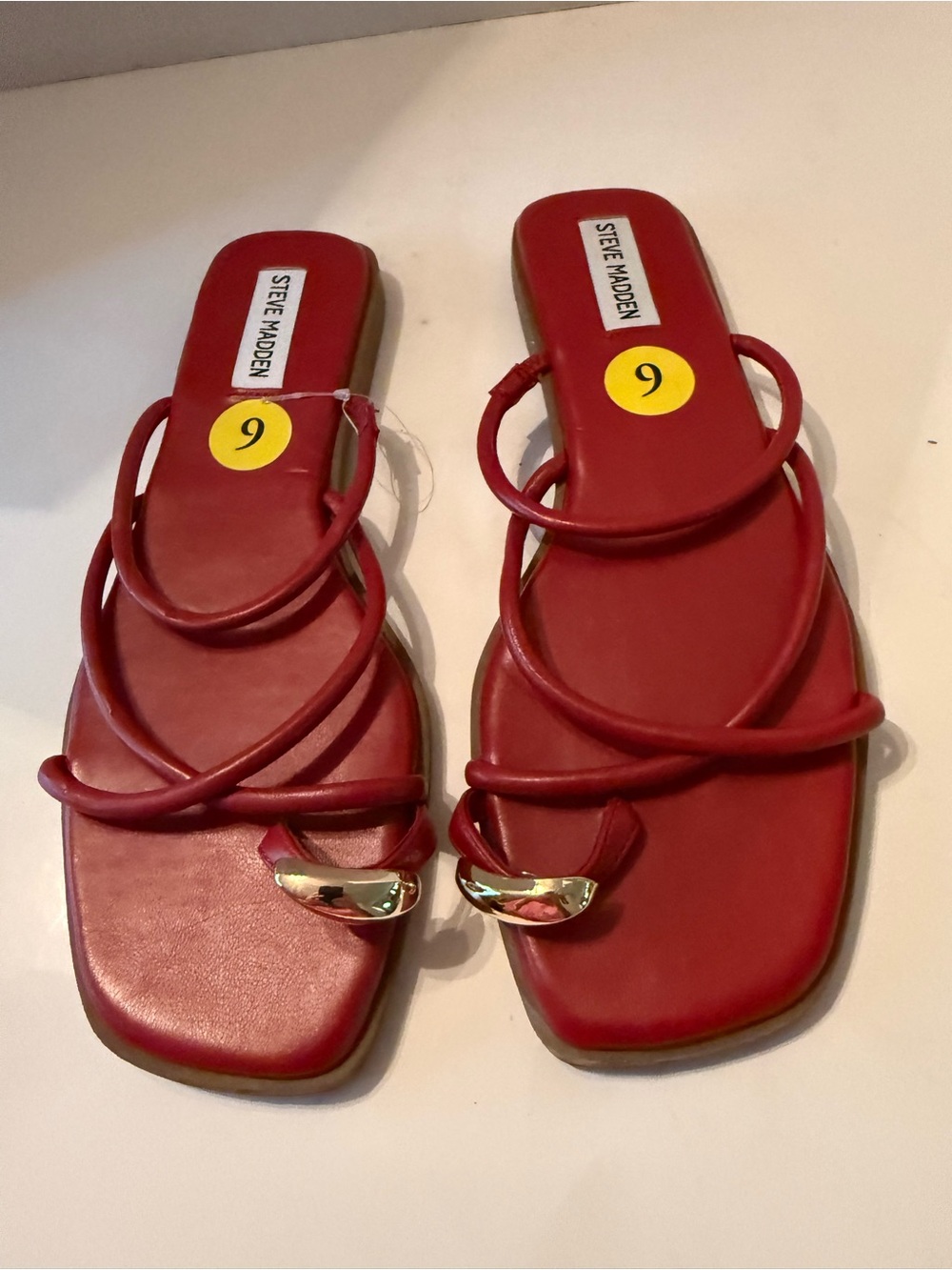 Steve Madden Anine Red Strappy Toe-Ring Sandals Women’s 9 NEW